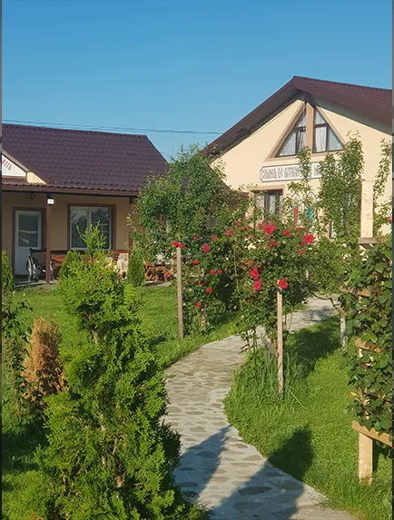 Cămin de bătrâni Arhanghel Mihail și Gavril — Conțești