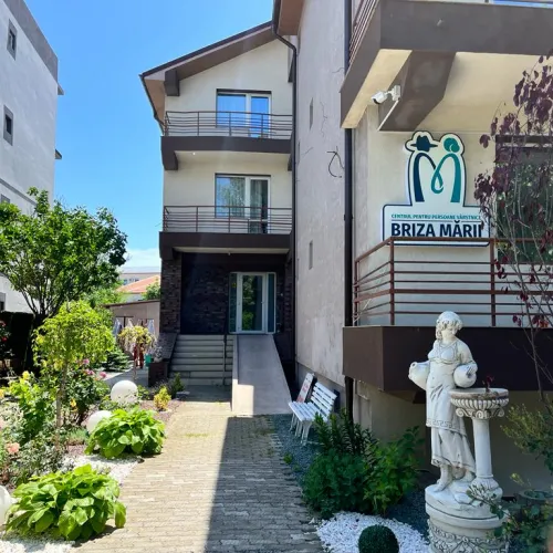 Centrul pentru persoane vârstnice - Briza mării — Eforie Nord