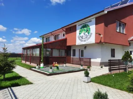 Căminul de bătrâni Căsuța cu bunici — Vânători