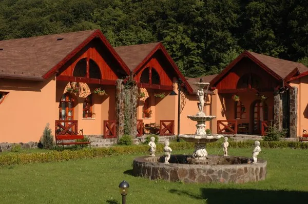 Cămin de bătrâni History — Eremitu