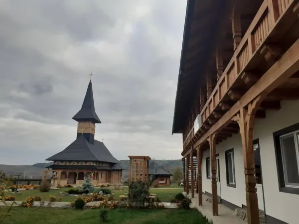 Cămin pentru persoane vârstnice Mălini — Mălini
