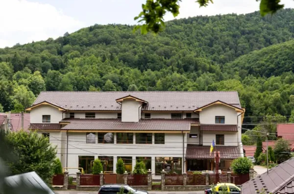 Cămin de bătrâni Constantin — Slănic-Moldova