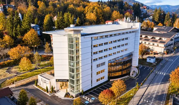 Camin de Batrani LUXAB Predeal — Predeal