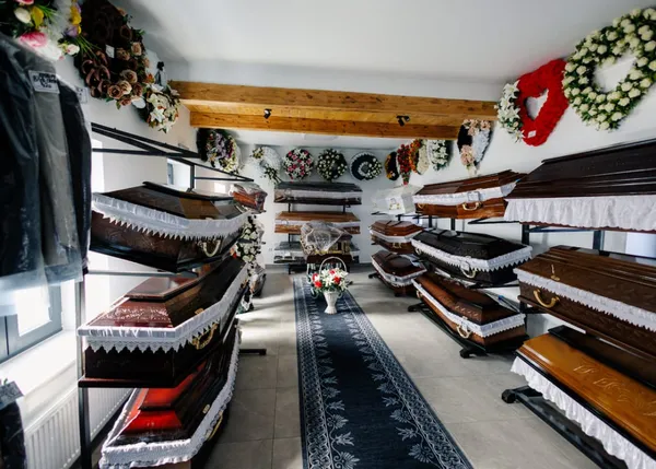 Efemer Suceava - Servicii Funerare — Suceava