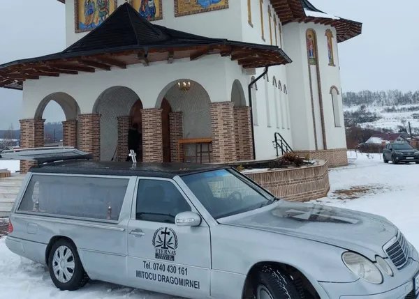 Funerar Eternas Marinela — Mitocu Dragomirnei