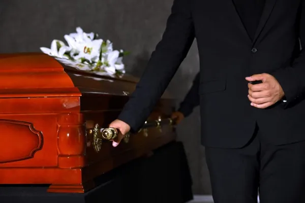 Funerarii România — București