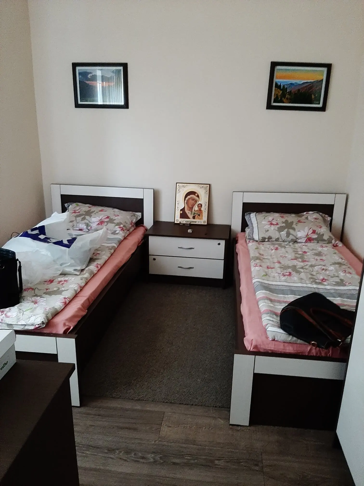 Cămin pentru persoane vârstnice Mălini 2
