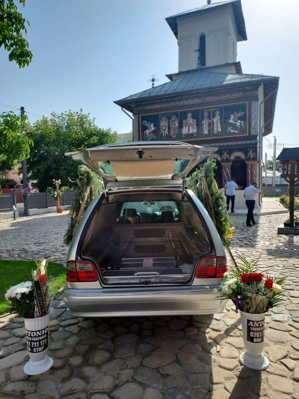 Antonio Servicii Funerare 5