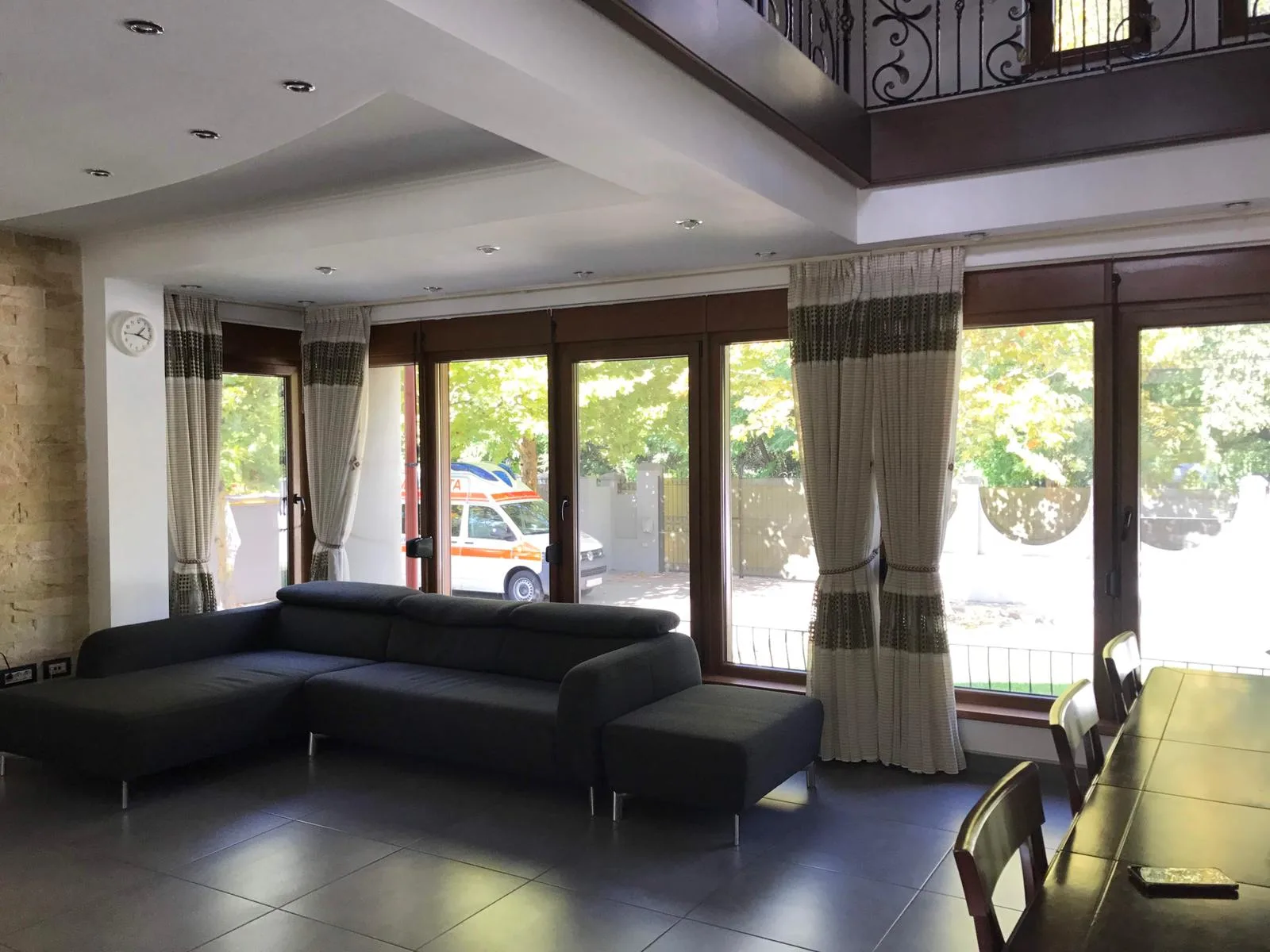 Forest House Pipera 6