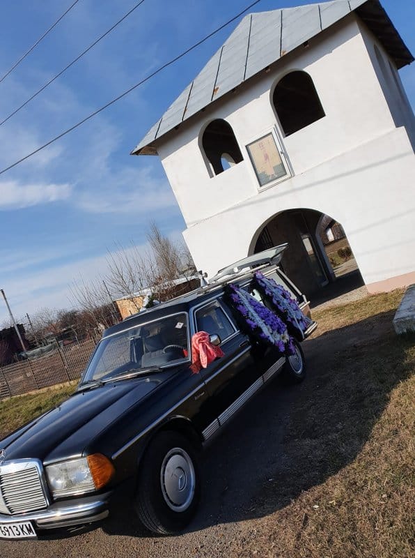 Casa Funerară C & V 2