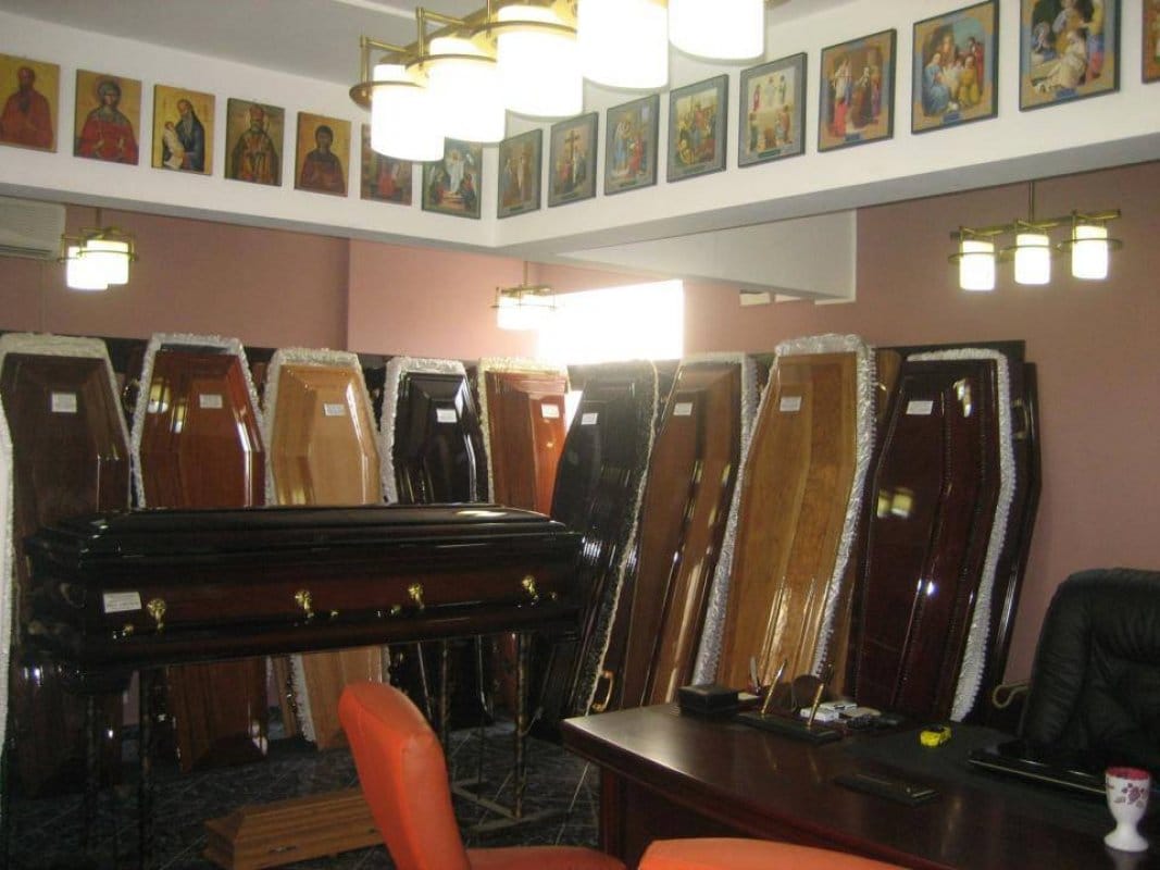 Casa Funerară Memoria L 4