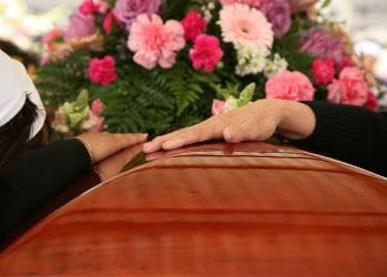 Casa Funerară Theo 3