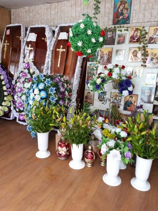 Flori Zaharia Funerare 4
