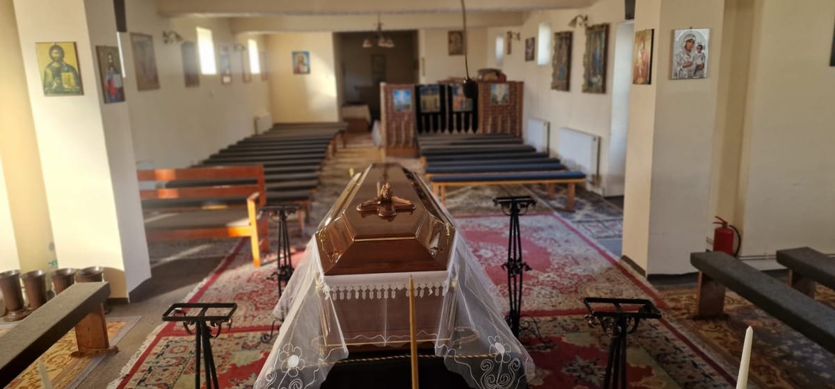 Florina & Ioana Funeral 4