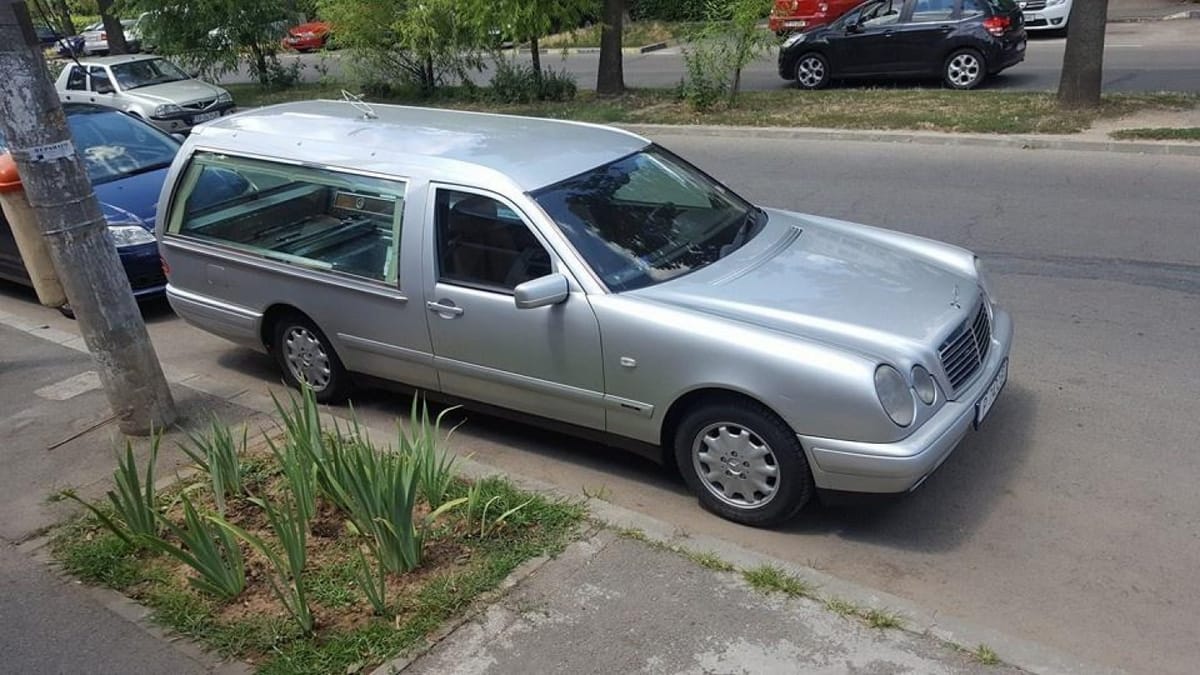 Funerare Alexandru 3