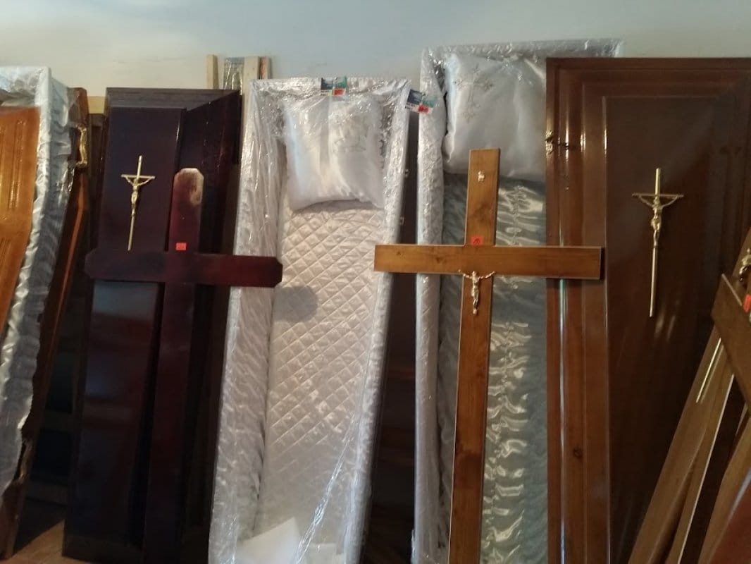 Funerare Colț de Rai 4