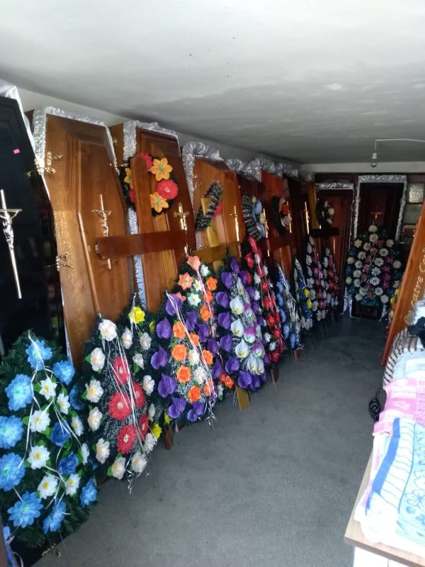 Funerare Târgu Cărbunești 3
