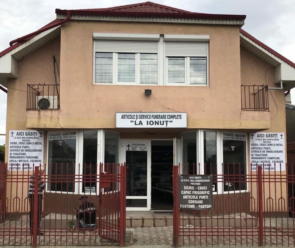 La Ionuț Servicii Funerare 4