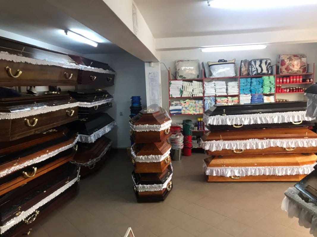La Ionuț Servicii Funerare 2