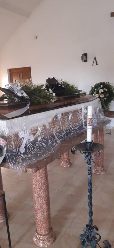 Makra Funerar 5