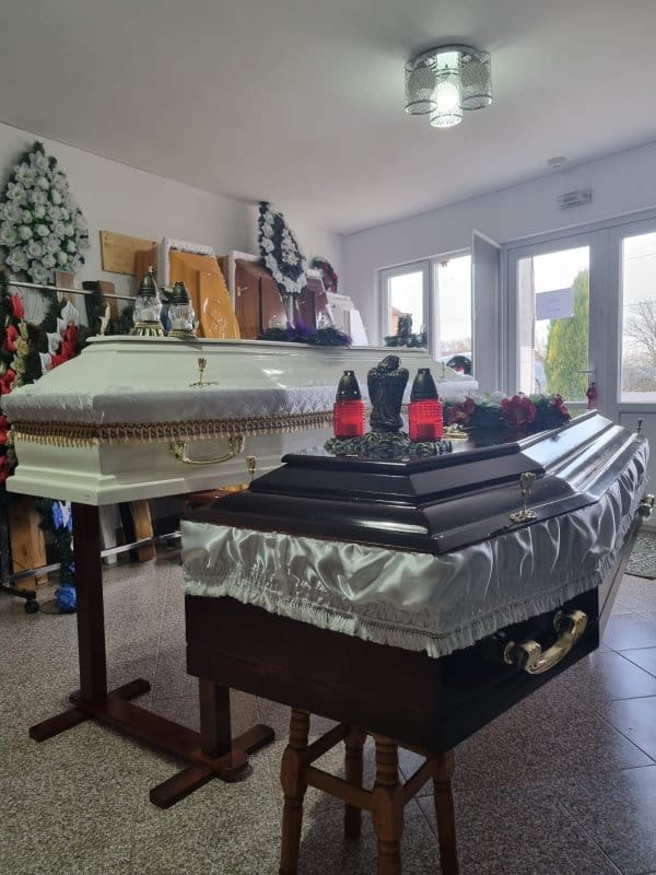 Servicii Funerare Baia 3