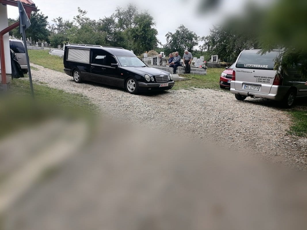 SFR - Servicii Funerare Roman 3