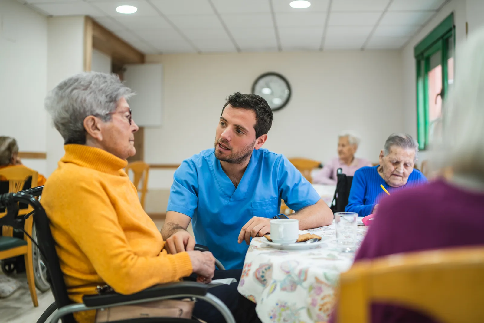 Centrul de Persoane în Vârstă Alzheimer 3