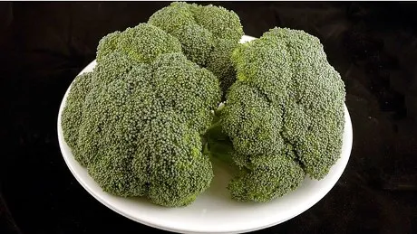 Brocoli - leguma care susține echilibrul hormonal la vârstnici