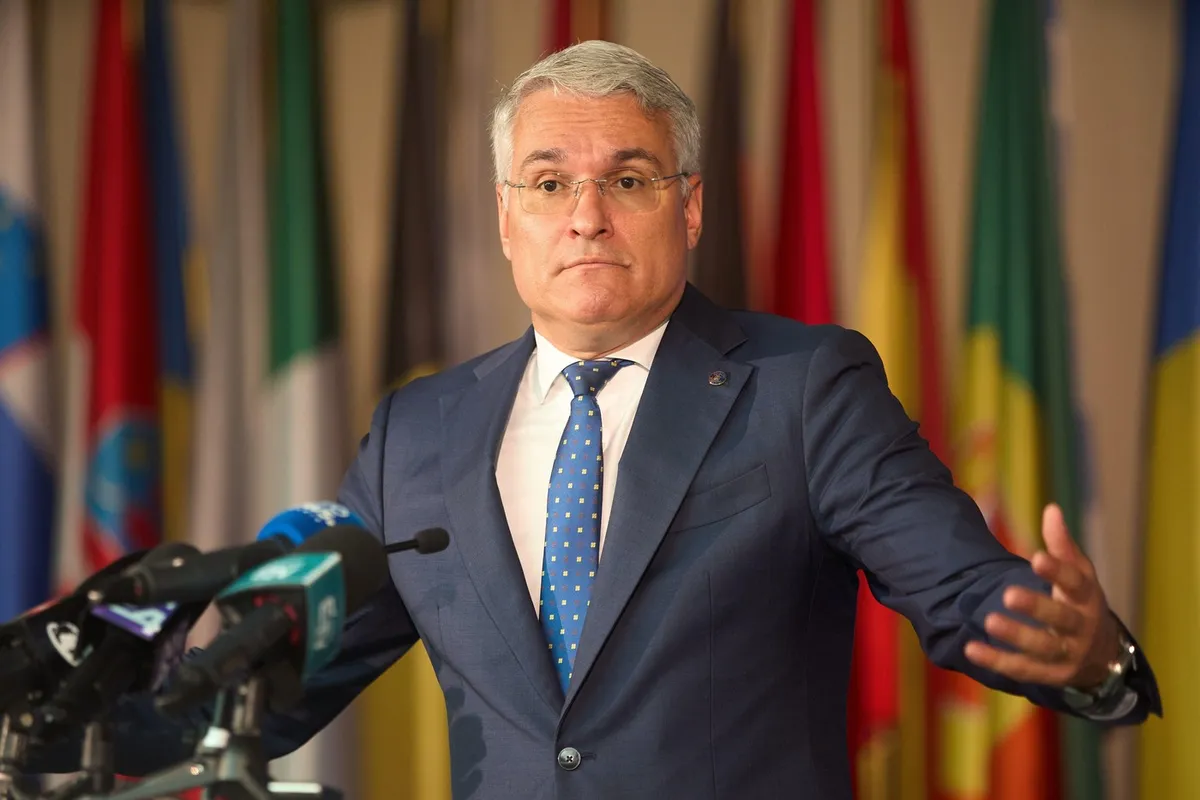 Pîslaru: încă două săptămâni de negocieri cu sindicatele pentru legea salarizării