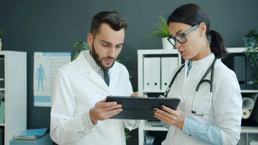 Inteligența artificială detectează cancerul pancreatic cu ani înainte de diagnostic