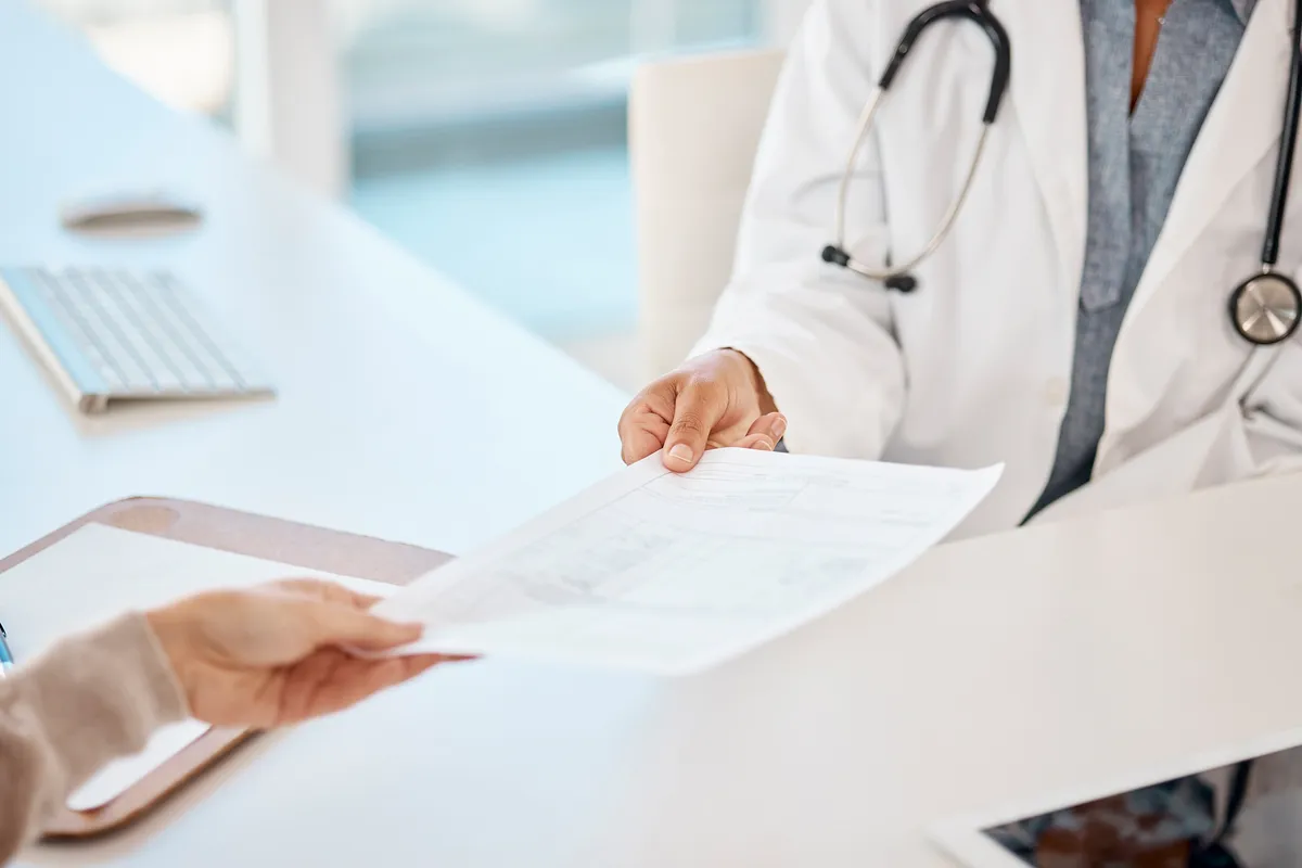 Concediu medical plătit: câte luni de stagiu sunt necesare și când nu se cere deloc