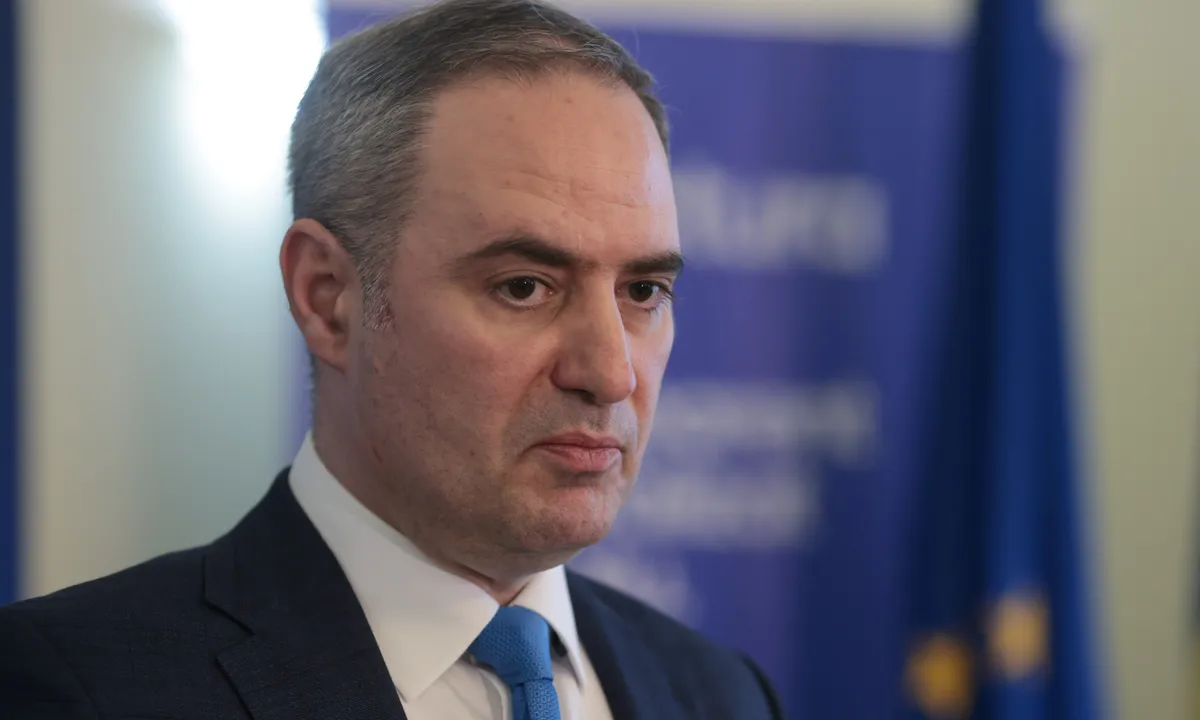 S&P reconfirmă ratingul României la „BBB-”. Nazare: „Rezultat important, dar insuficient”