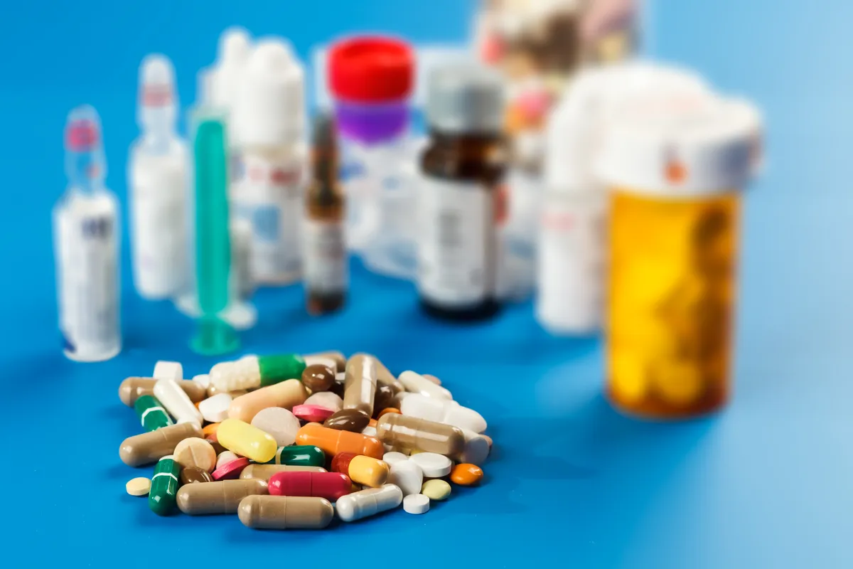 CNAS avertizează asupra cheltuielilor cu spitalele și medicamentele compensate