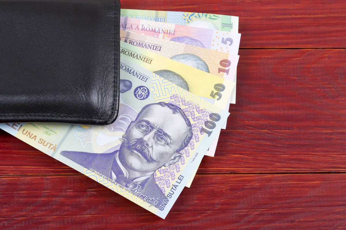 Pensii indexate din 2027 și salarii plafonate: ce prevede programul Guvernului Niculescu