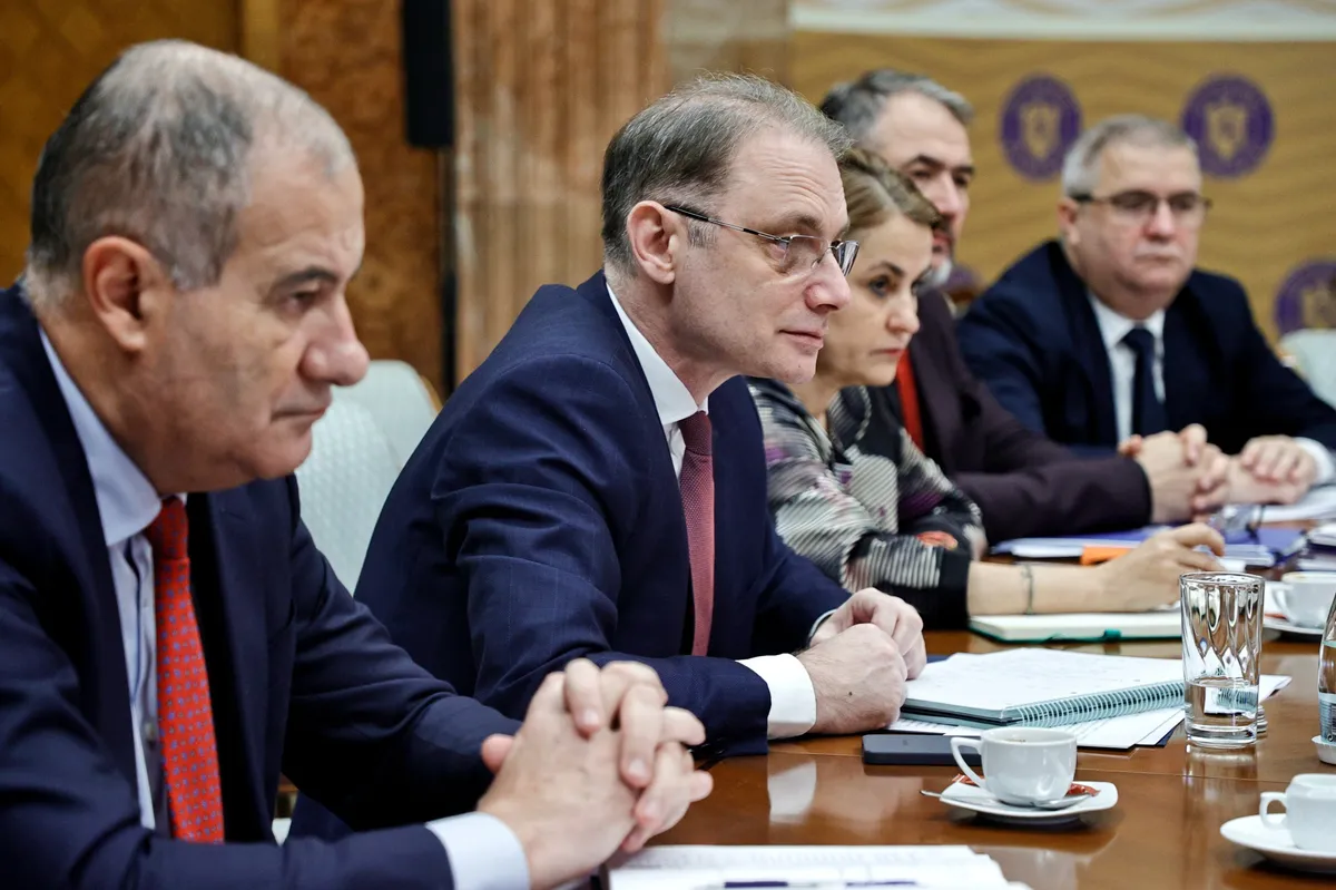 Premierul Niculescu cere accelerarea demersurilor pentru fondurile PNRR