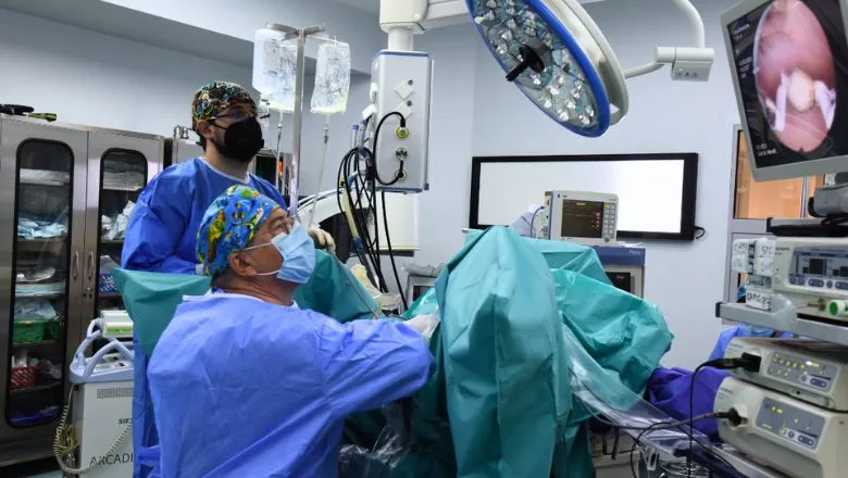 Adenom de prostată voluminos, tratat prin TURP și vaporizare cu plasmă la SANADOR
