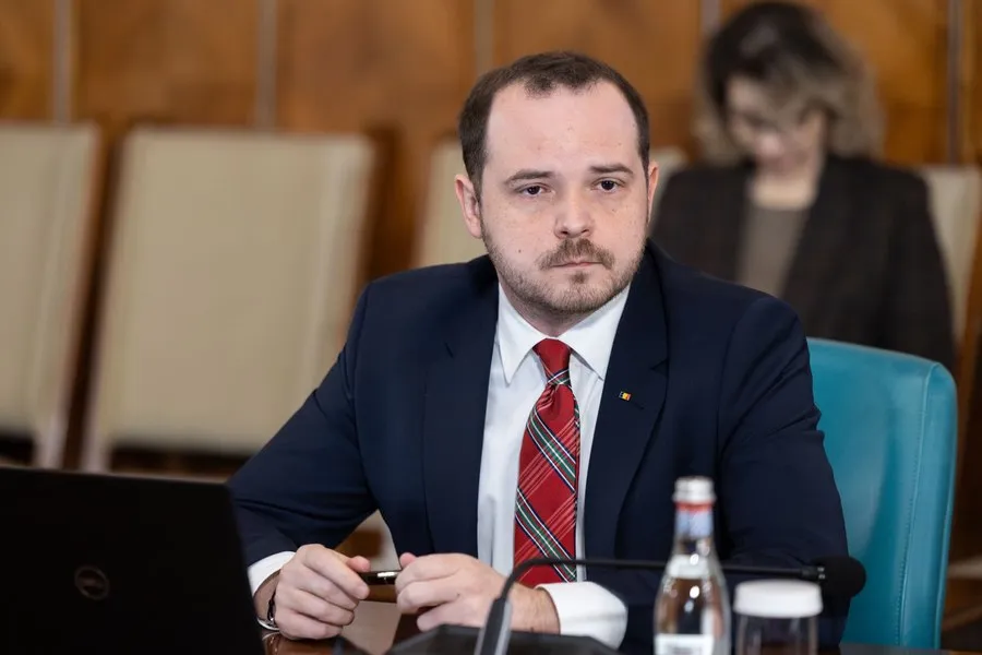 Rogobete: legea salarizării riscă să provoace un nou exod al medicilor din spitale