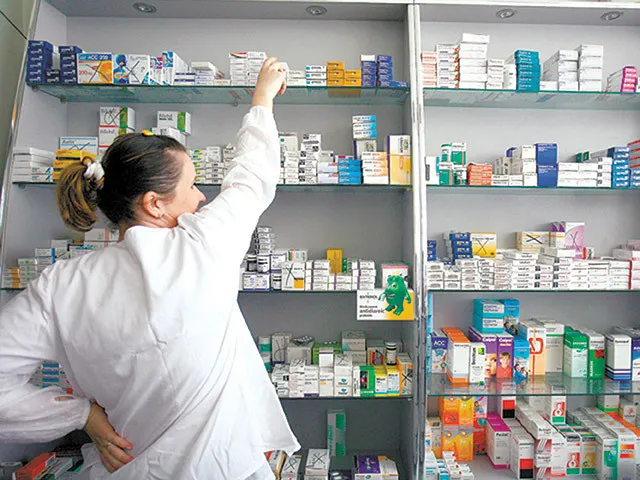 Tot mai puțini tineri aleg Farmacia: mai puțini candidați decât locuri la Iași și București