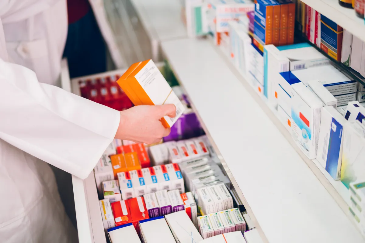 Riscurile grave ale medicamentelor expirate: Avertismentul toxicologilor pentru seniori