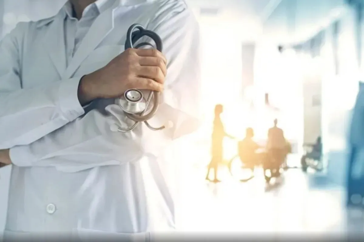 Testarea genetică pentru cancerul de sân: cui i se recomandă și ce arată rezultatele