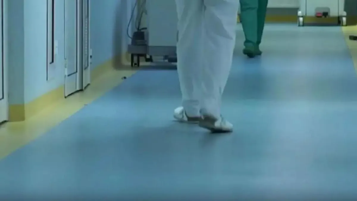 Sindicatele din Sănătate anunță proteste pentru păstrarea salariilor. Impactul asupra îngrijirii seniorilor
