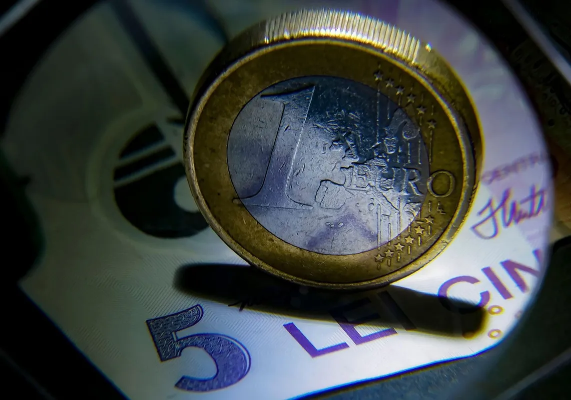 BNR explică de ce a urcat euro la noi maxime istorice față de leu