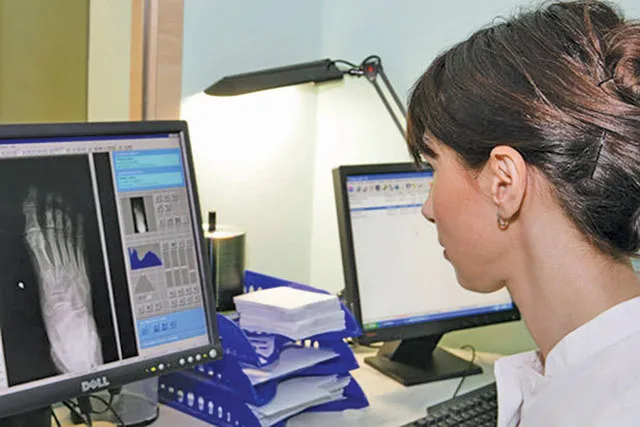 Deficit major de radiologi în spitalele de stat afectează diagnosticarea seniorilor