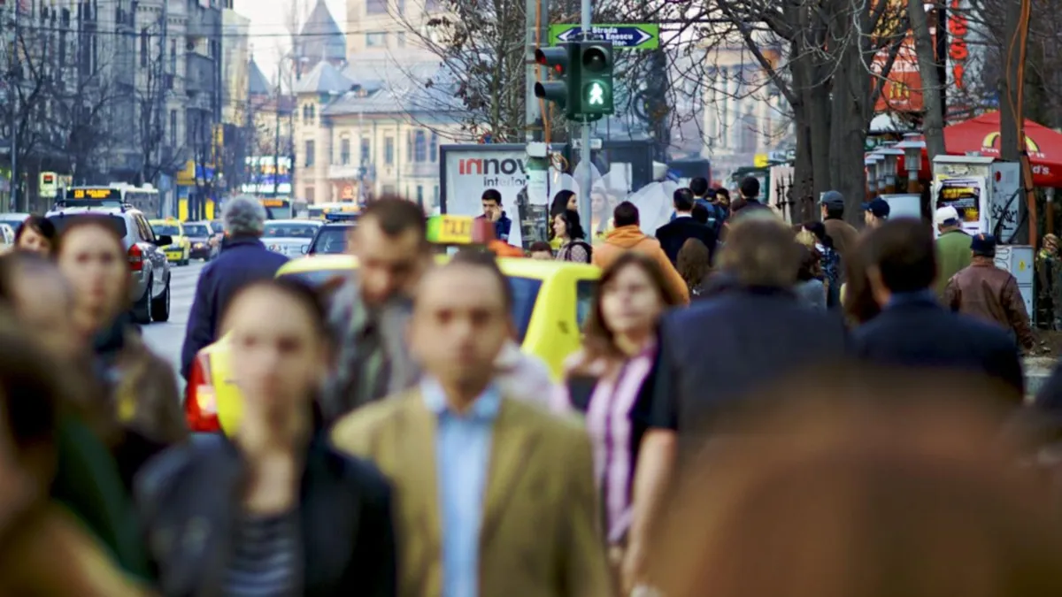 Recesiunea din 2026: Cum vor fi afectați pensionarii și vârstnicii din România