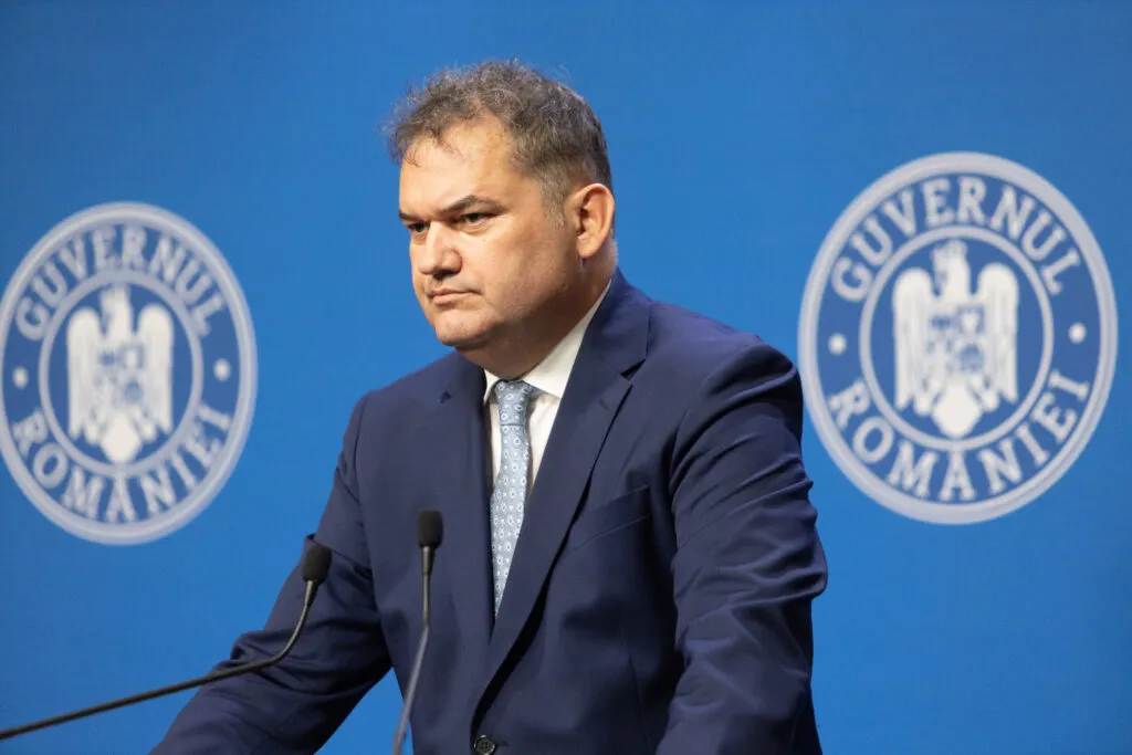 Guvernul deblochează 6.850 de posturi în spitale și la Ambulanță