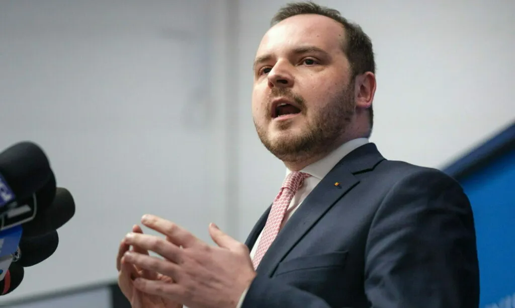 Sănătatea are nevoie de 8 miliarde de lei până la final de an, avertizează Rogobete