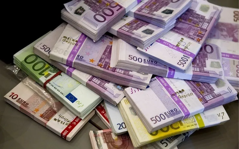 Consiliul Concurenței amendează băncile cu 3,73 miliarde lei pentru manipularea ROBOR