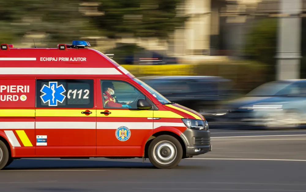 Sindicaliștii cer clasificarea muncii în ambulanță drept „deosebit de periculoasă”