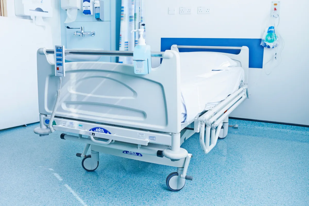 Pacient de 69 de ani, dependent de oxigen, a murit după o cădere la Spitalul de Pneumoftiziologie Cluj