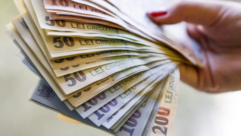 Record istoric: românii au contribuit peste 2 miliarde lei la Pilonul 2 în februarie